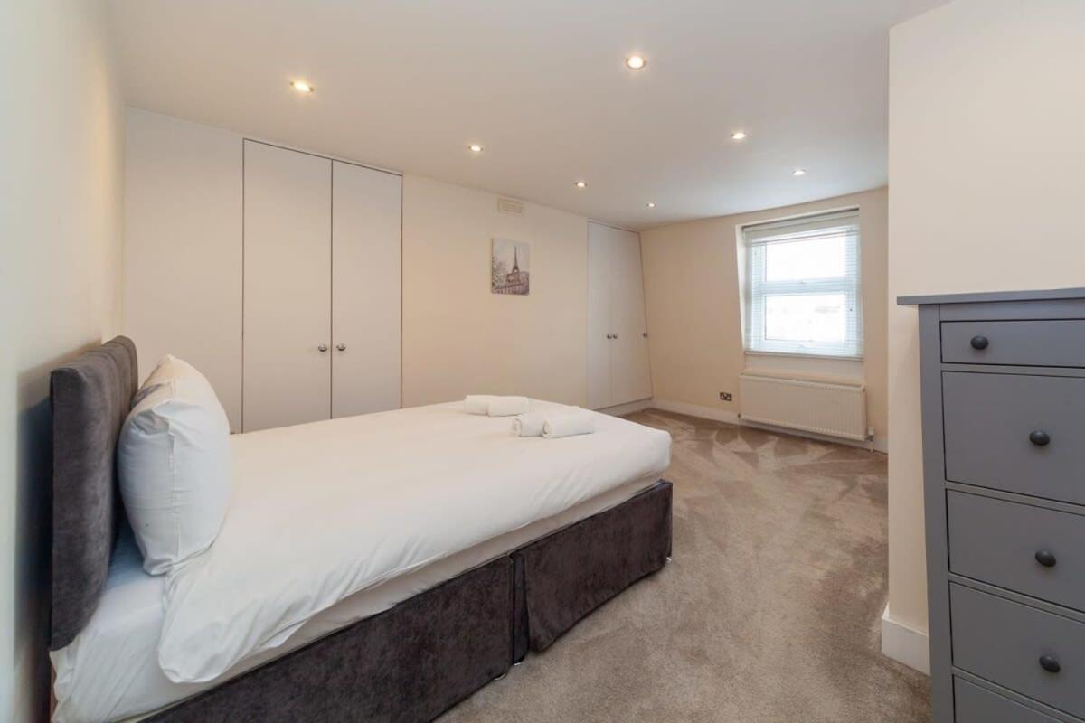 Spacious 2 Bedroom Maisonette In Stratford London Eksteriør bilde