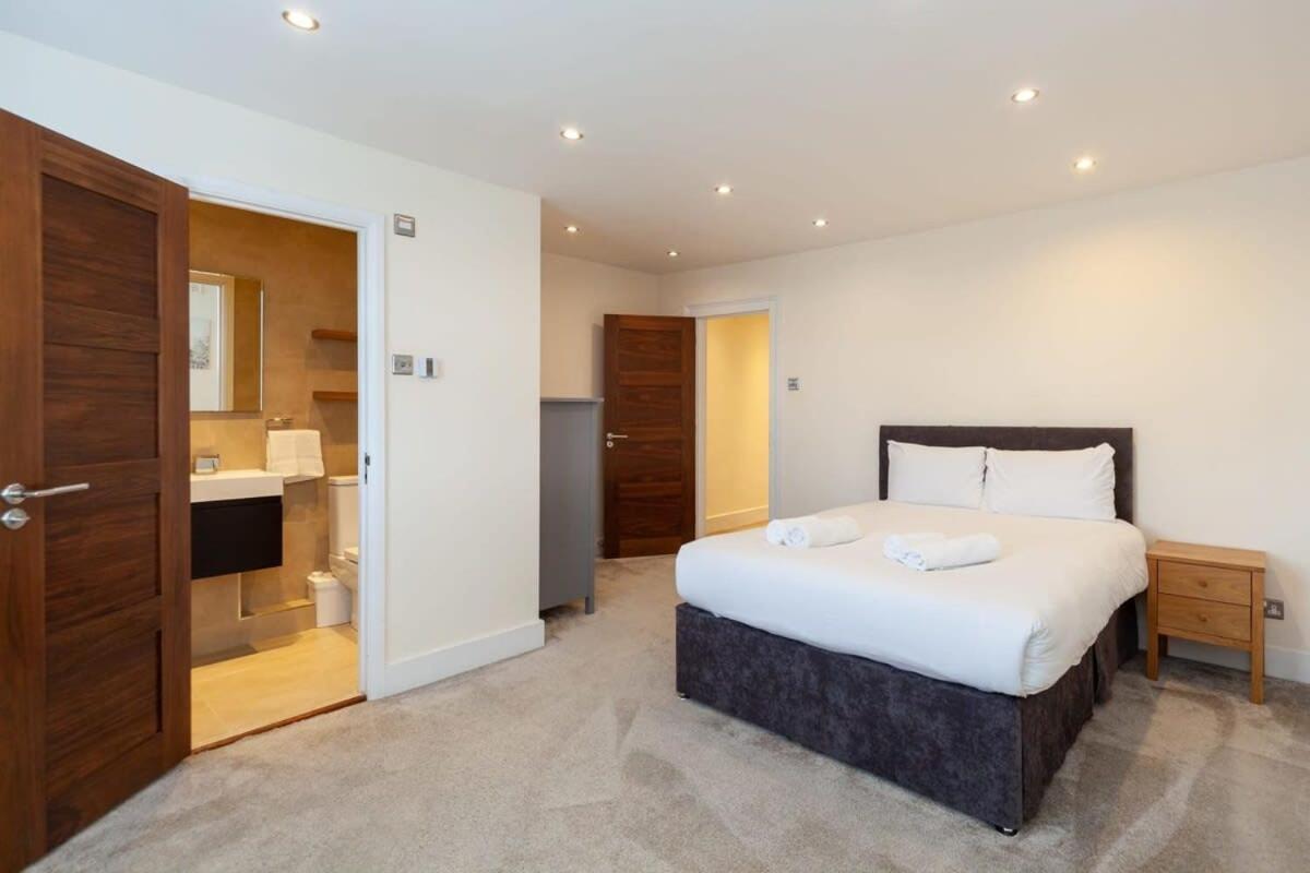 Spacious 2 Bedroom Maisonette In Stratford London Eksteriør bilde