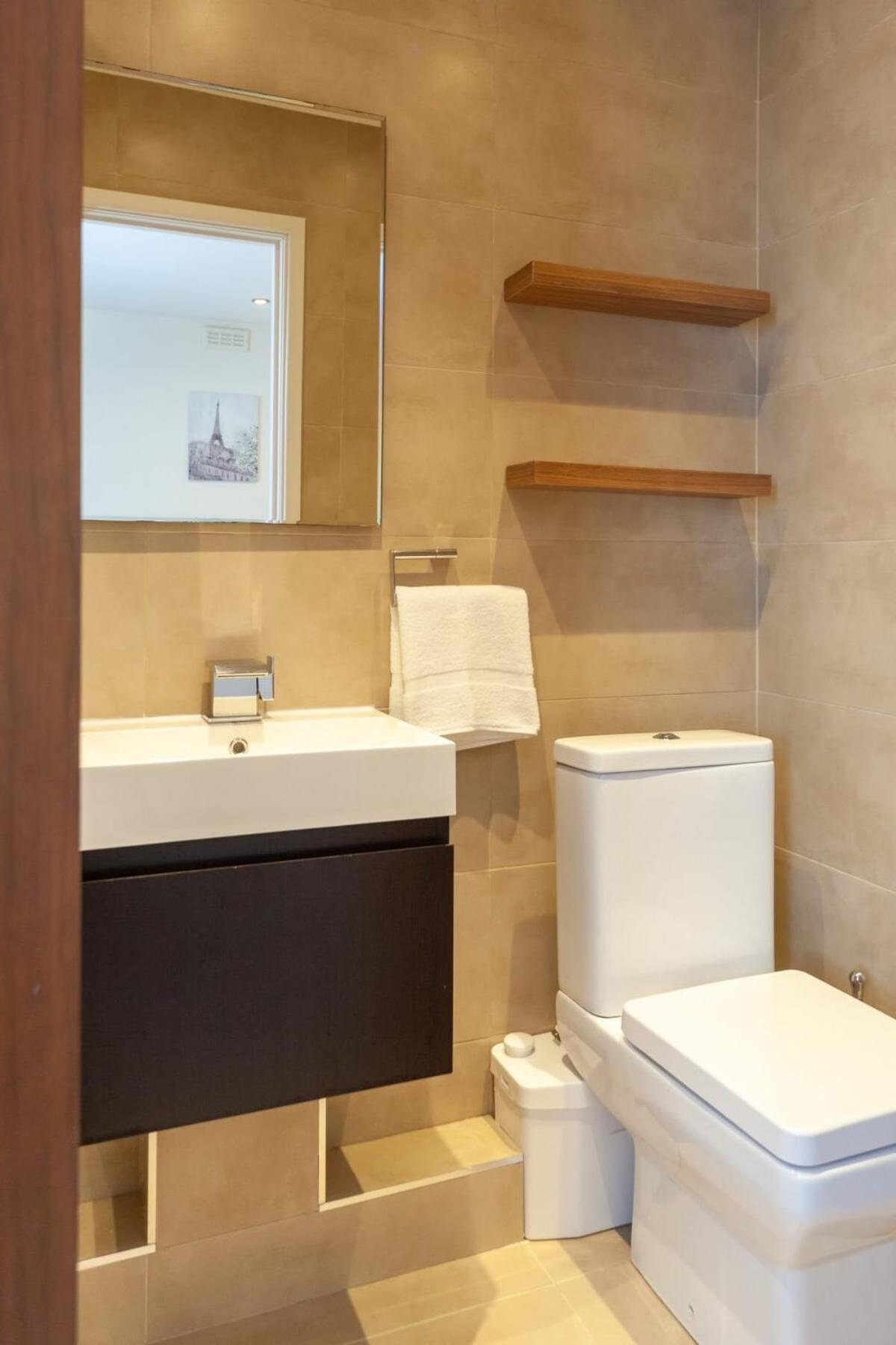 Spacious 2 Bedroom Maisonette In Stratford London Eksteriør bilde